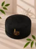Klassisk sort bedehue med kaaba design (3 størrelser)