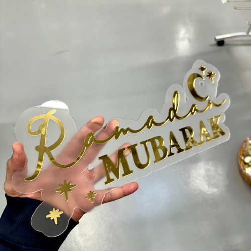 Ramadan Mubarak gennemsigtig skilt