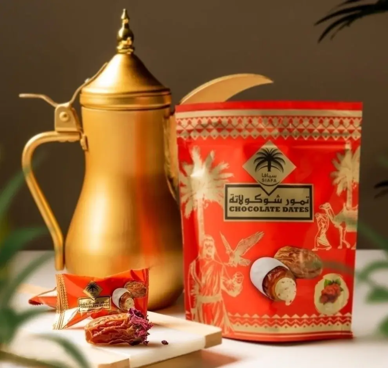 Vita chokladdad dadlar med rosfyllning 100g