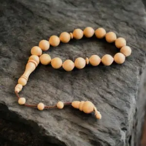 Håndlavet Tasbih med 33 Perler i Appelsintræ – Fra Tyrkiet