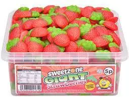 Giant Strawberries 960g ( Sweet zone)